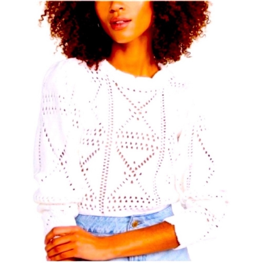 NWT MINKPINK Women’s White Cotton Knit Cropped Sweater M